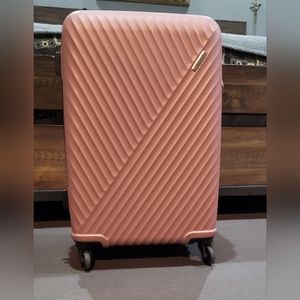 Samsonite 24" Hard Case Suitcase
